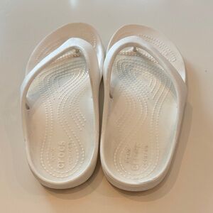 CROCS Classic White Sandals